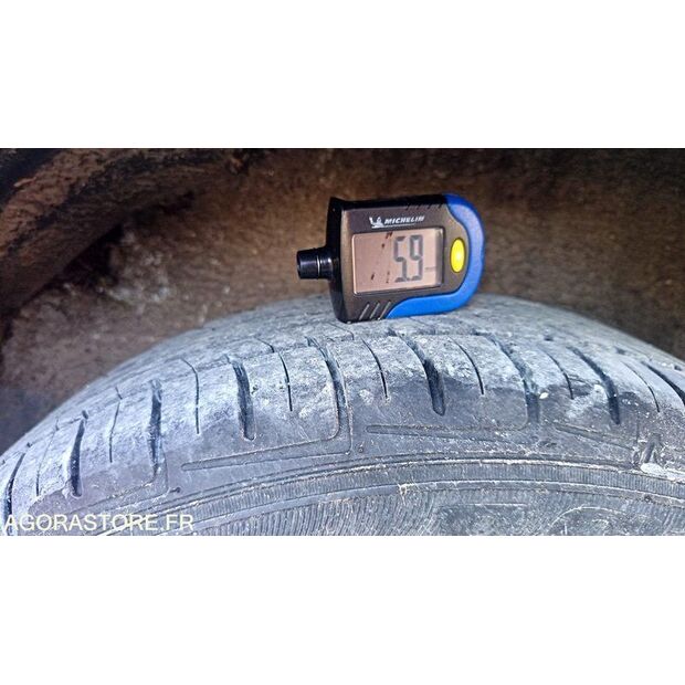 2010 Peugeot 206-44489721