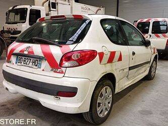 2010-peugeot-206-1397669-44489730