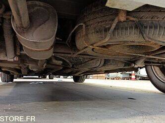 2010-peugeot-206-1397669-44489734