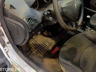 2010-peugeot-206-1397669-44489739