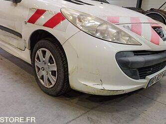 2010-peugeot-206-1397669-44489741