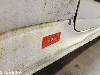 2010-peugeot-206-1397669-44489744