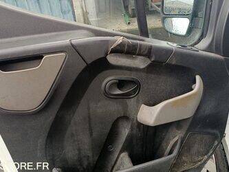 2010-renault-master-1397670-44489772