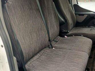 2010-renault-master-1397670-44489783