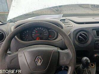 2010-renault-master-1397670-44489787