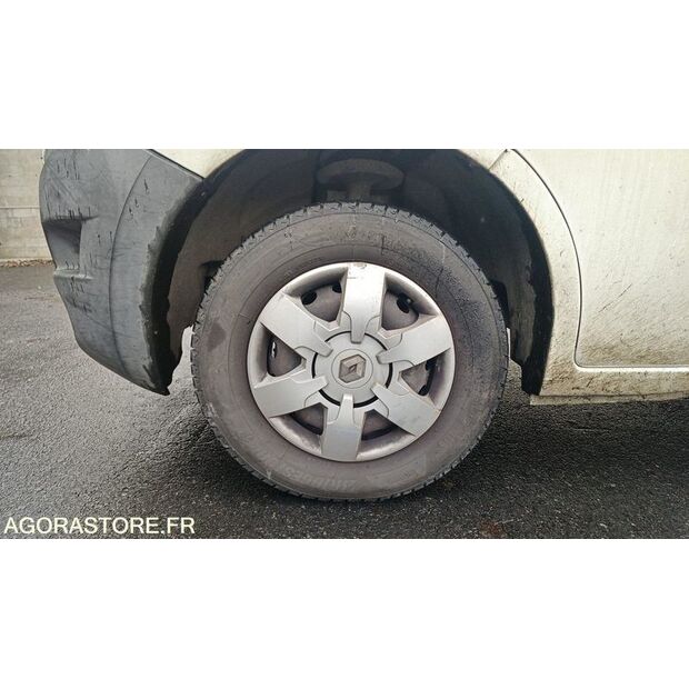 2010 Renault Master-44489793