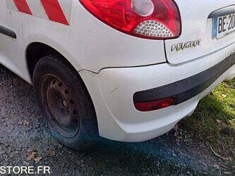 2010-peugeot-206-1397674-44489855