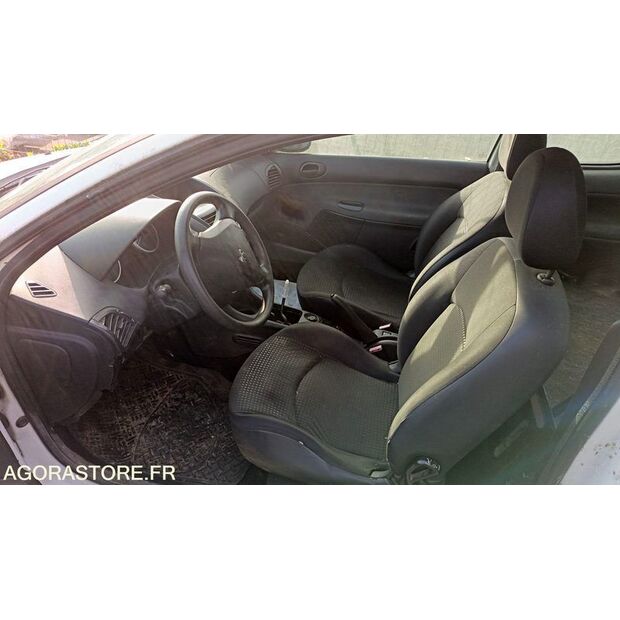 2010 Peugeot 206-44489861