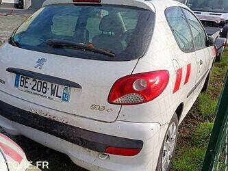 2010-peugeot-206-1397674-44489871