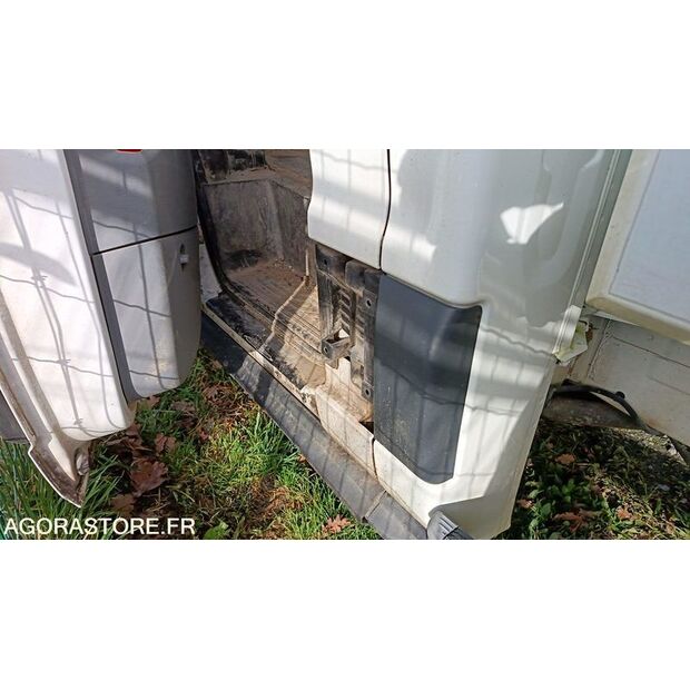 2017 Ford TRANSIT-44489879