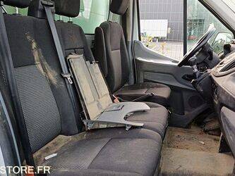 2017-ford-transit-1397675-44489887