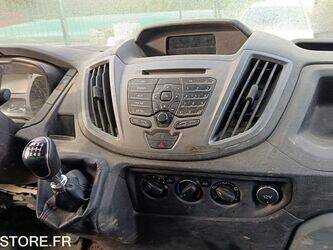 2017-ford-transit-1397675-44489889