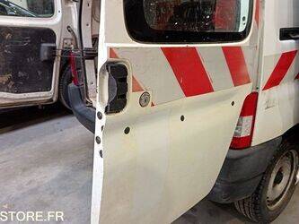 2010-citroen-berlingo-1397681-44489980