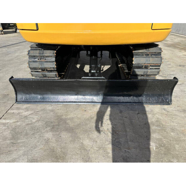 2017 Caterpillar 305.5E2-44490488