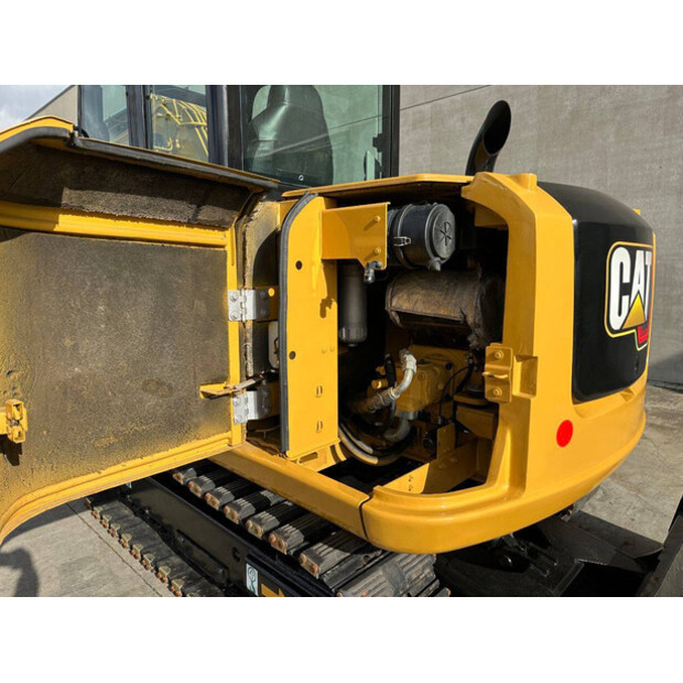 2017 Caterpillar 305.5E2-44490497