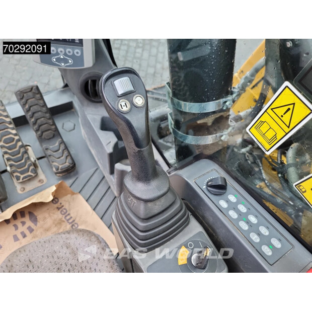 2016 Caterpillar M320F-44490525