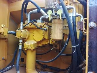 2020-caterpillar-325d-1397695-44490626