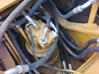 2020-caterpillar-325d-1397695-44490628