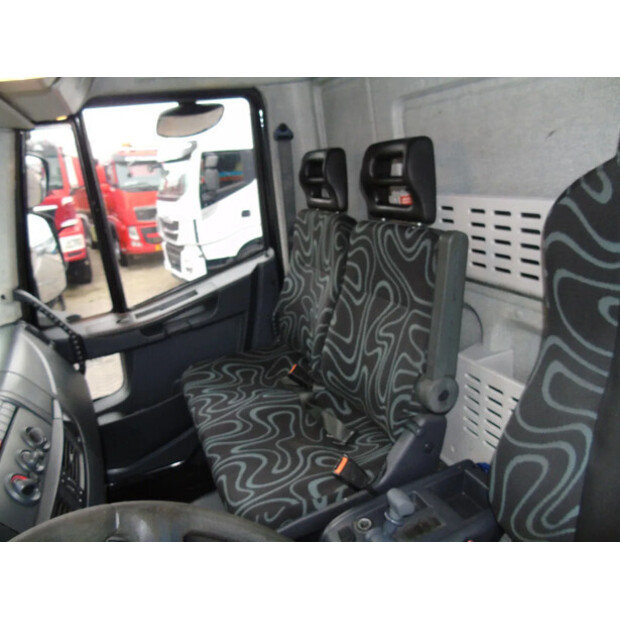 2012 Iveco EUROCARGO 150E25-44490820