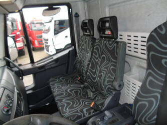 2012-iveco-eurocargo-150e25-1397700-44490820