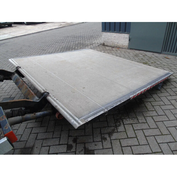 2012 Iveco EUROCARGO 150E25-44490821