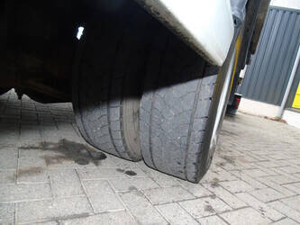 2012-iveco-eurocargo-150e25-1397700-44490828