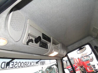 2012-iveco-eurocargo-150e25-1397700-44490844