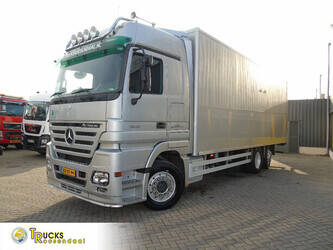 صورة ل شاحنات صندوقية 2007 مرسيدس بنز Actros 2546