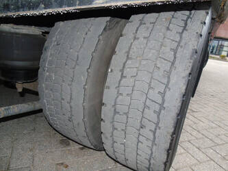 2006-daf-xf-105-410-1397703-44490942