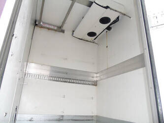 2014-mercedes-benz-antos-1924-1397705-44490992