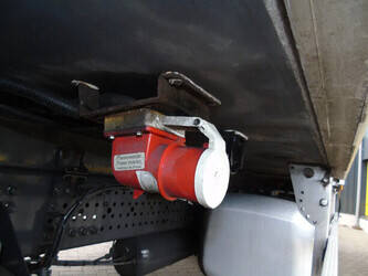 2014-mercedes-benz-antos-1924-1397705-44490993