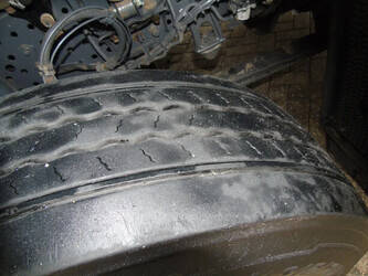 2014-mercedes-benz-antos-1924-1397705-44491010