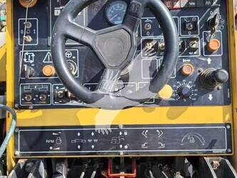 2017-bomag-bf223c-44500641