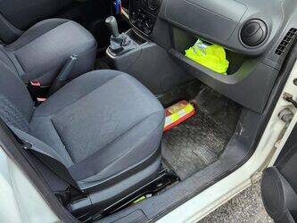 2008-citroen-nemo-1397662-44503562