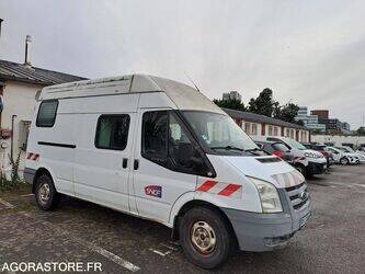 2011-ford-transit-1397677-44503566