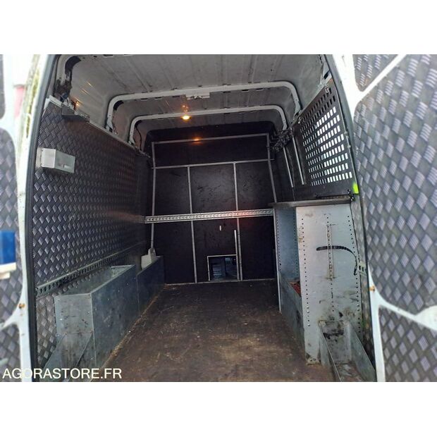 2011 Ford TRANSIT-44503570