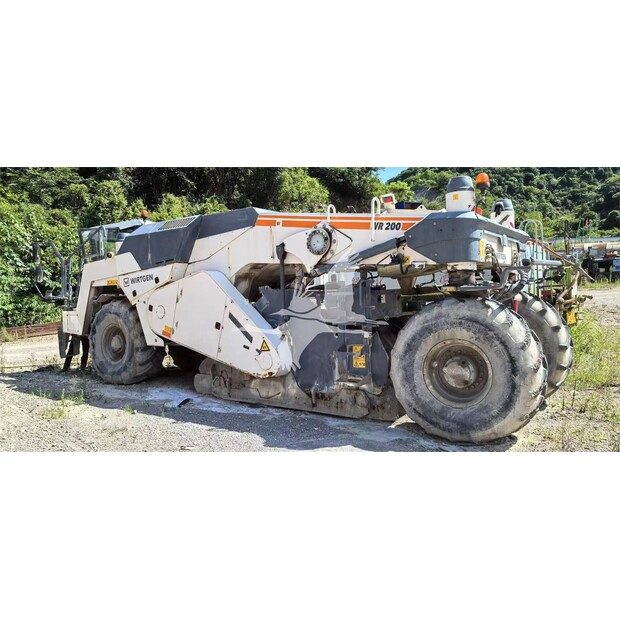2016 Wirtgen WR200-44511755