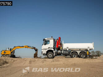 2023-mercedes-benz-arocs-3348-44515652