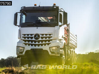 2023-mercedes-benz-arocs-3348-44515660