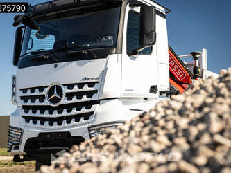 2023-mercedes-benz-arocs-3348-44515677