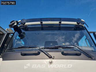 2023-mercedes-benz-arocs-3348-44515678