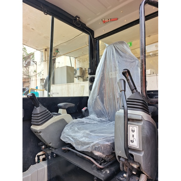 2023 كاتربيلر 305.5E-44516266