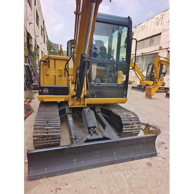 2023 كاتربيلر 305.5E-44516323