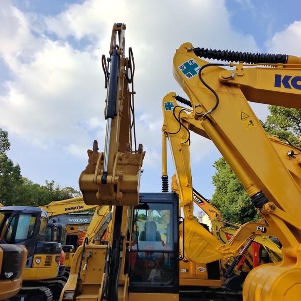 2023 كاتربيلر 306D-44516421