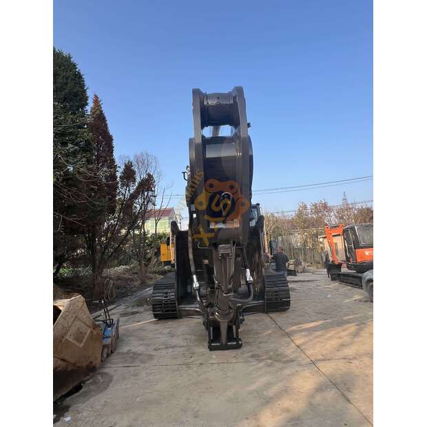 2023 فولفو EC380-44516660