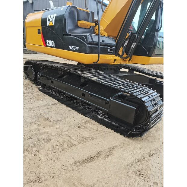 2024 Caterpillar 320D-44516706