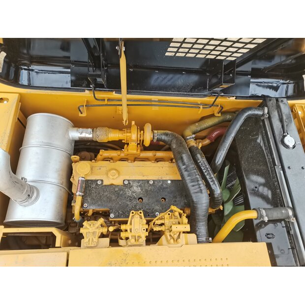 2024 Caterpillar 320D-44516711