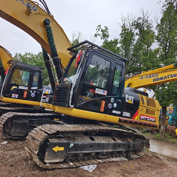 2024 Caterpillar 320D-44516721