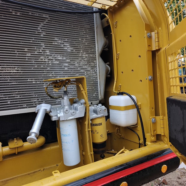 2024 Caterpillar 320D-44516733