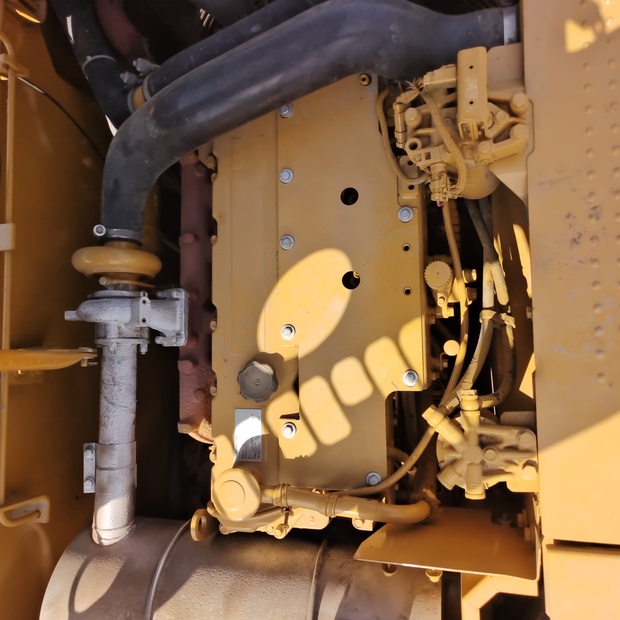 2023 كاتربيلر 320D2L-44516857